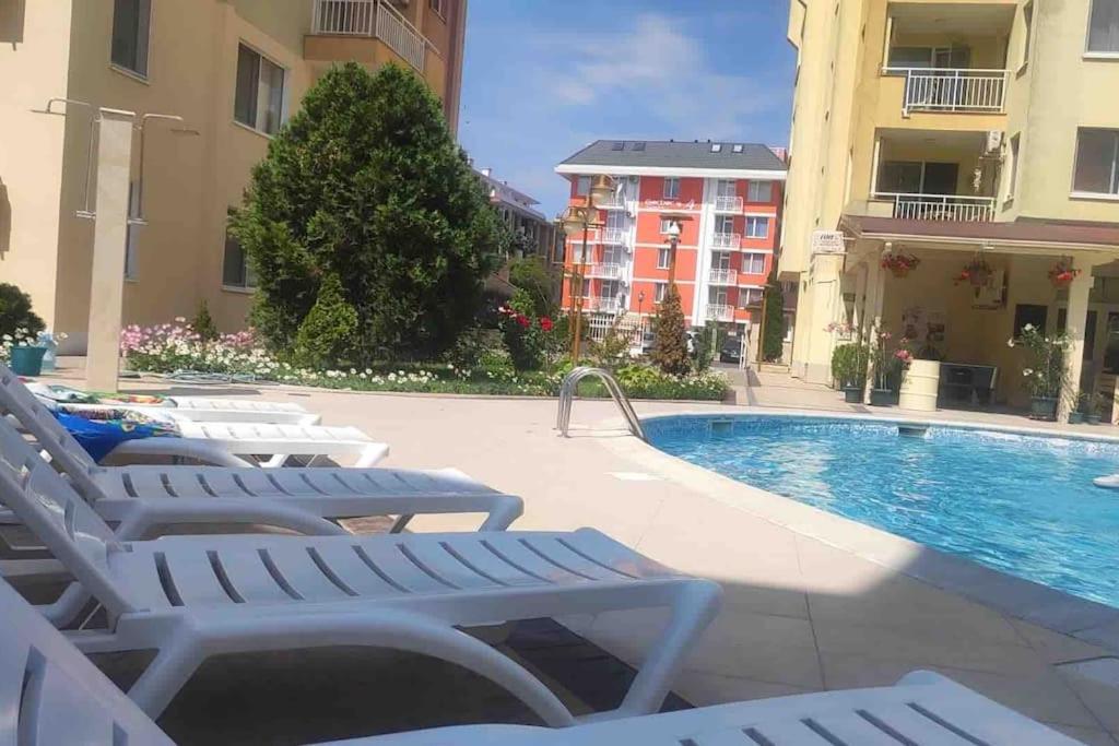 Wohnung Am Sonnenstrand Sunny Beach Exterior foto